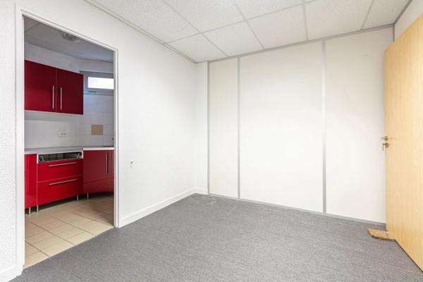 Commerce – 63m² – Paris 14ème