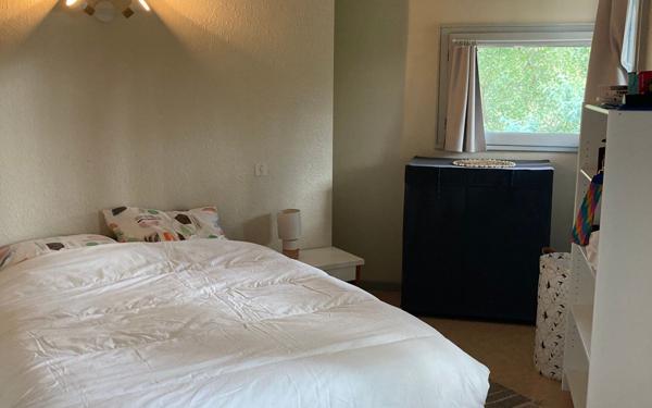 Maison à vendre    3 pièces • 77 m2 Vielle-Saint-Girons