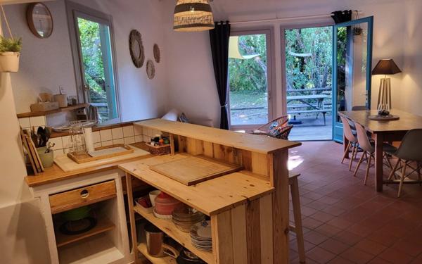 Maison à vendre    3 pièces • 77 m2 Vielle-Saint-Girons