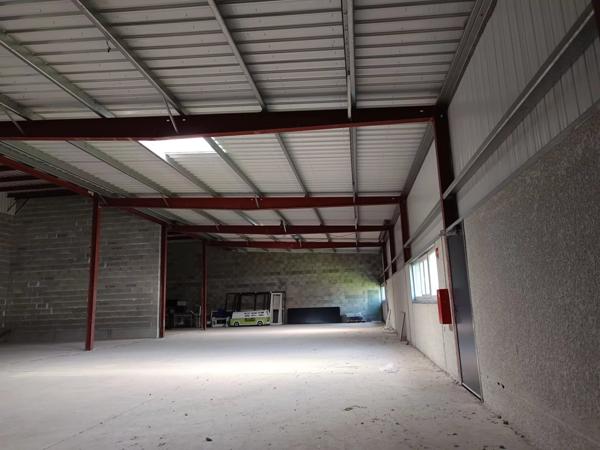 Location Local commercial 1 pièces 218 m2 à Bourgoin-Jallieu