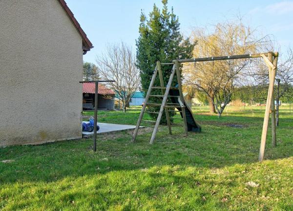 Maison à vendre    5 pièces •  La Bussière