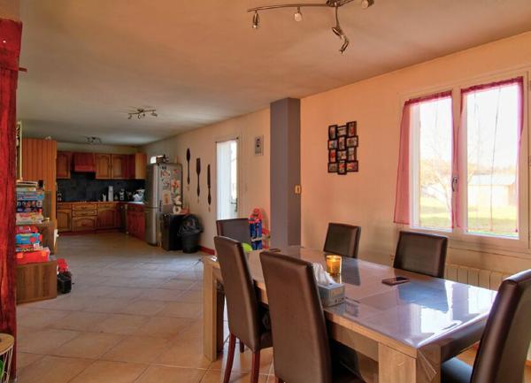 Maison à vendre    5 pièces •  La Bussière