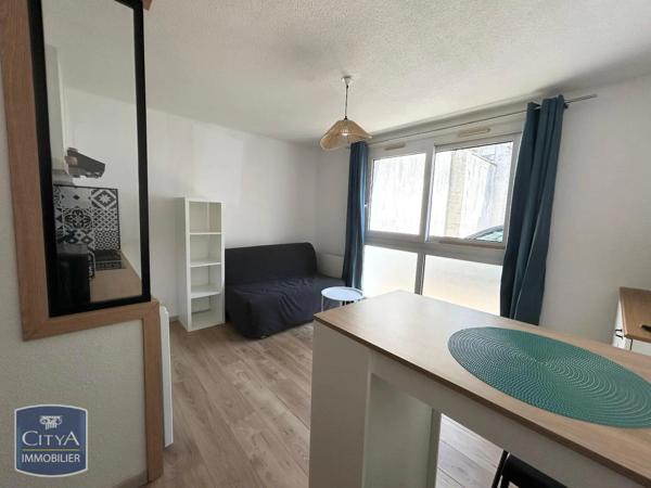 Appartement à louer 1 pièce 21m² Tours (37000)