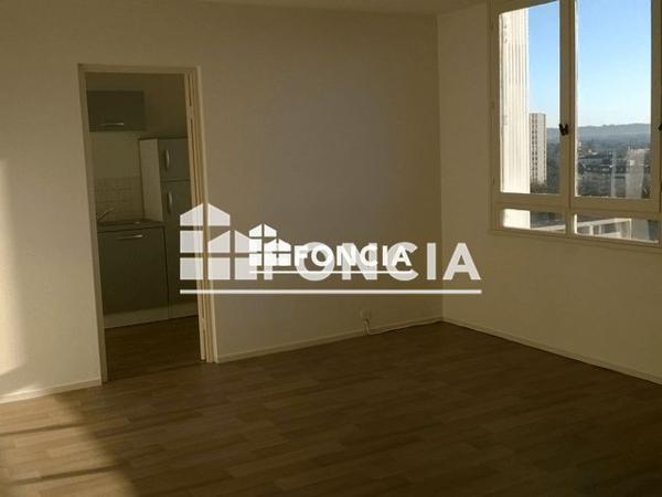 Location Studio 38.3 m² - 9 BIS RUE DU PASTEUR CADIER Pau 64000