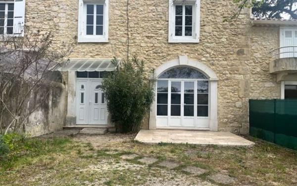 Maison à louer    4 pièces •  Saint-Marcel-d'Ardèche