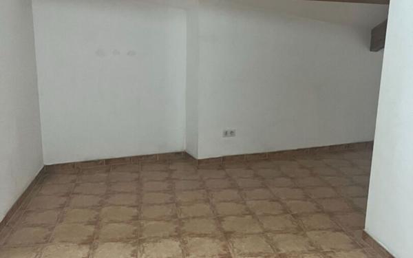 Maison à louer    4 pièces •  Saint-Marcel-d'Ardèche