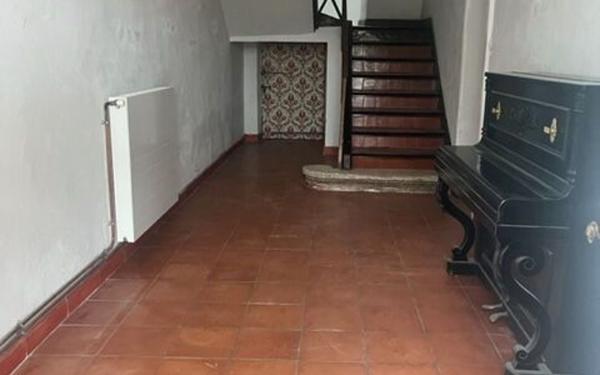 Maison à louer    4 pièces •  Saint-Marcel-d'Ardèche