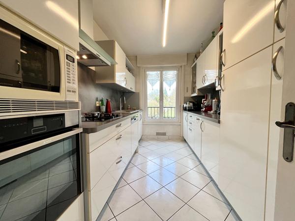 A VENDRE Appartement Dinan 4 pièce(s) 90 m2 - Proche centre ville et Bords de Rance