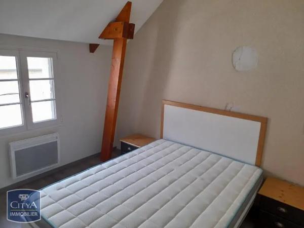 Appartement à louer 2 pièces 33.12m² Bourges (18000)