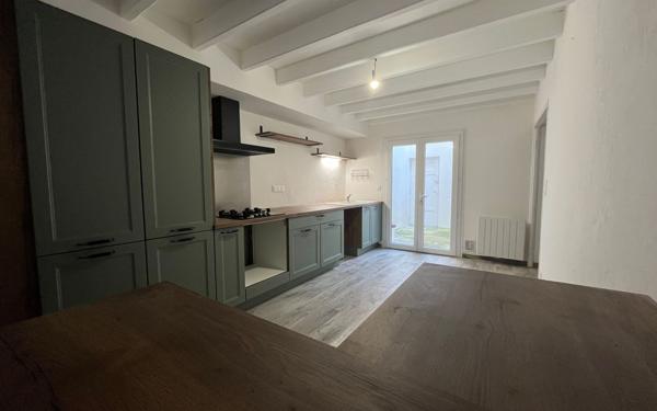 Maison à louer    4 pièces •  Salles-sur-l'Hers