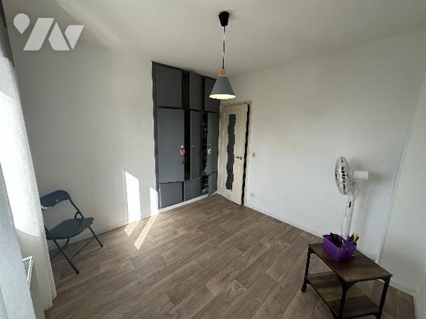 MAISON - 4 CHAMBRES - GARAGE - JARDIN - PROCHE CENTRE-VILLE