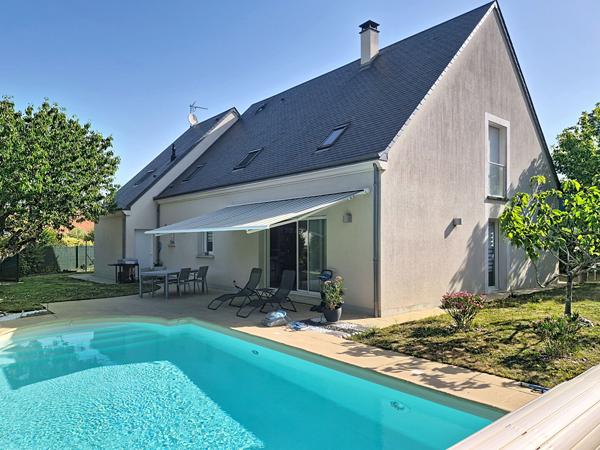 Maison de prestige à vendre à Saint Avertin ....trop tard SOUS OFFRE ACCEPTEE