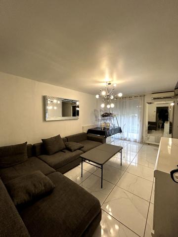 AULNAY SOUS BOIS : maison de 6 pièces (77 m²) en vente