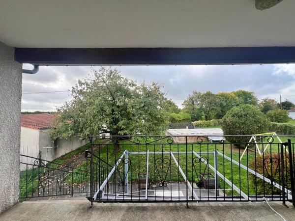 Maison 4 Chambres Grand Jardin SAINT JEAN D'ANGELY