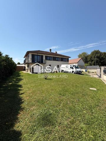 Maison familiale Calme et proximité des commodités dans le village dynamique  de Rioz.