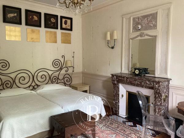 Veuves, Château 16 Chambres -  558 m² à vendre