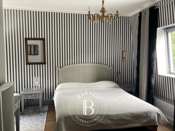 Veuves, Château 16 Chambres -  558 m² à vendre