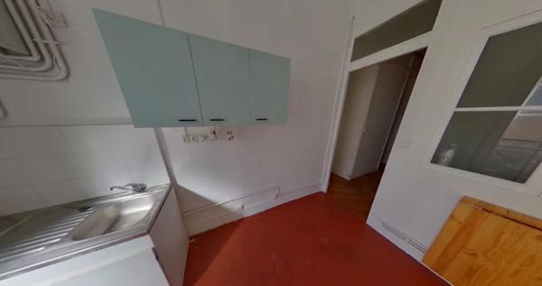 APPARTEMENT T3 A LOUER - LYON 1ER ARRONDISSEMENT Mairie-Martiniere 79.37 m 2 990 € charges comprises par mois