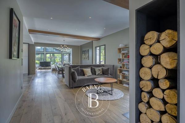 Thoiry, Villa 4 Chambres -  281 m² à vendre