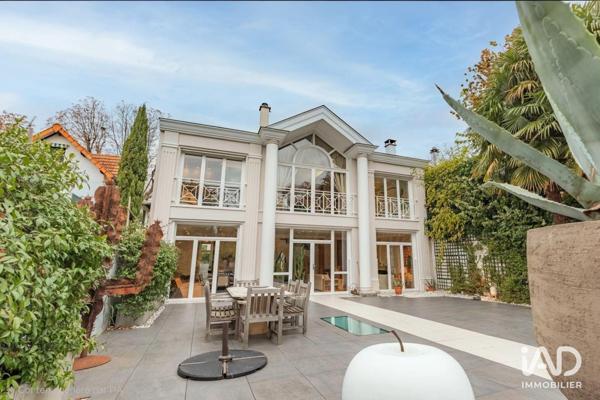 Maison à vendre 8 pièces 220 m² Nogent-sur-Marne