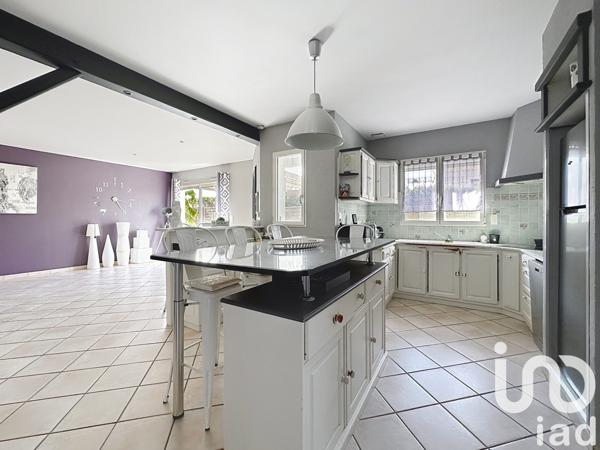 Maison à vendre 5 pièces 200 m² Parthenay