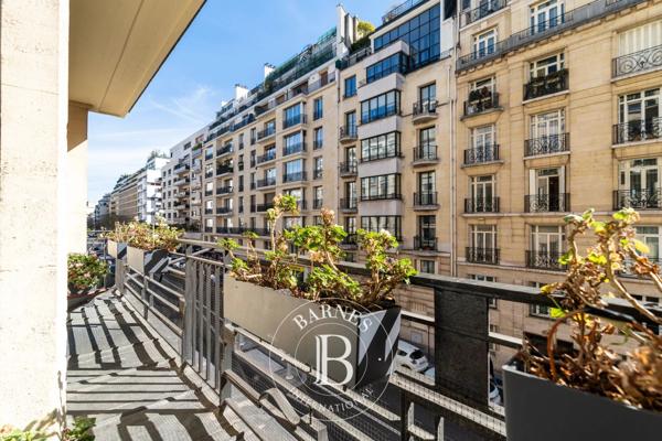 Paris 16ème, Appartement 3 Chambres -  142 m² à vendre