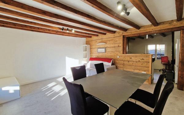 Appartement à louer    4 pièces • 59 m2 Cruseilles