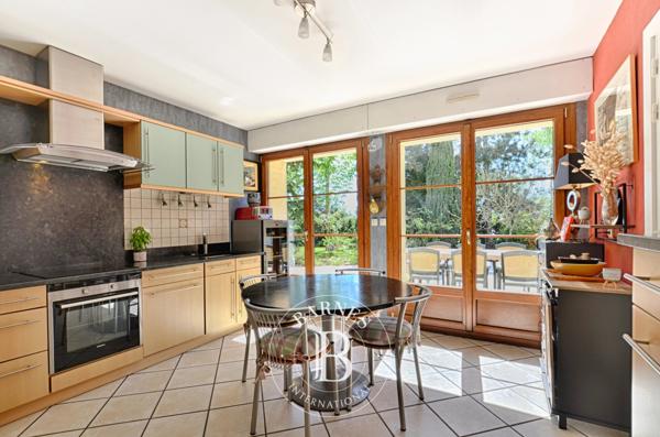 Metz, Villa 4 Chambres -  380 m² à vendre