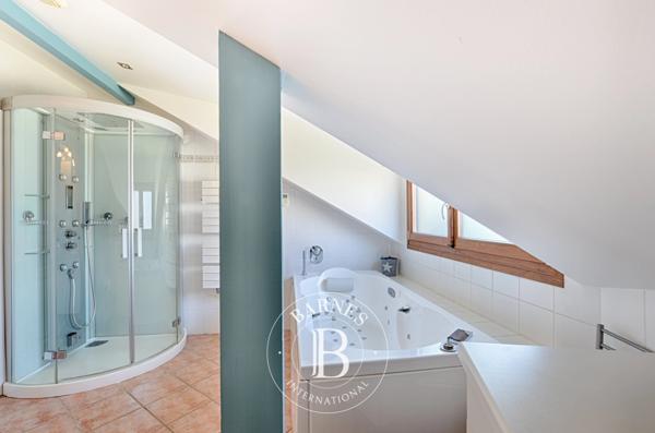 Metz, Villa 4 Chambres -  380 m² à vendre
