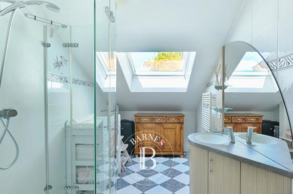 Metz, Villa 4 Chambres -  380 m² à vendre