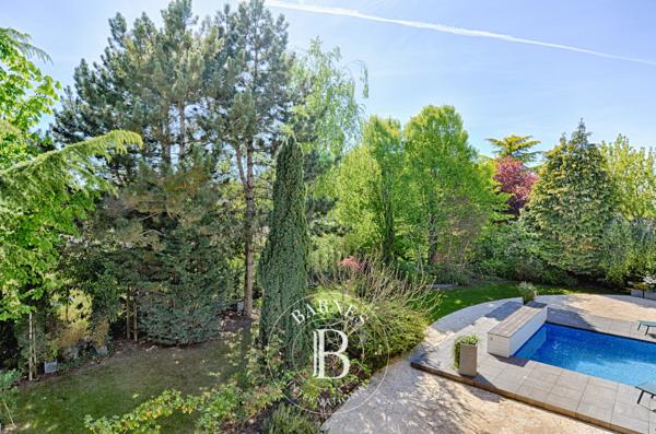 Metz, Villa 4 Chambres -  380 m² à vendre