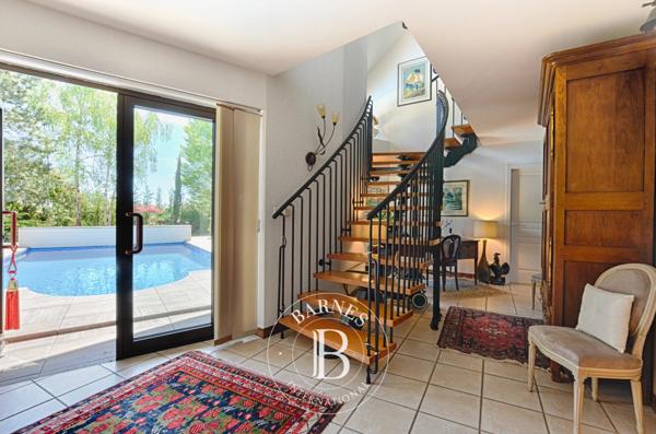 Metz, Villa 4 Chambres -  380 m² à vendre