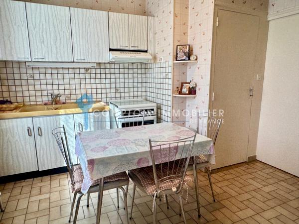 Maison
                                                                                                                                                                                                                                                                                                                        3 pièce(s)                                                                                                                                                                                                          1 chambre(s)                                                                                                                                                                                                          61.4  m²