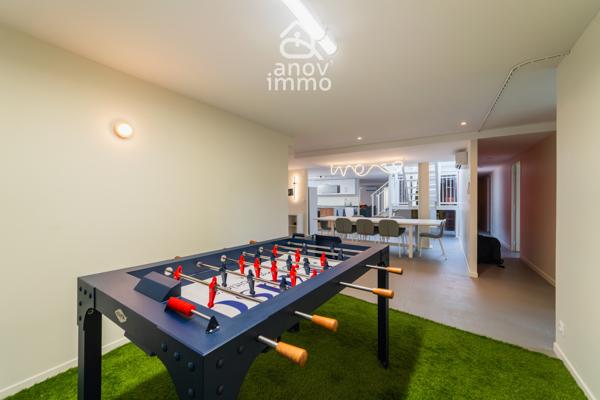 Studio
                                                                                                                                                                                                                                                                                                                        1 pièce(s)                                                                                                                                                                                                                                                                                                                              25  m²