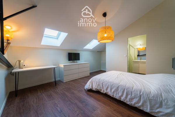 Studio
                                                                                                                                                                                                                                                                                                                        1 pièce(s)                                                                                                                                                                                                                                                                                                                              25  m²