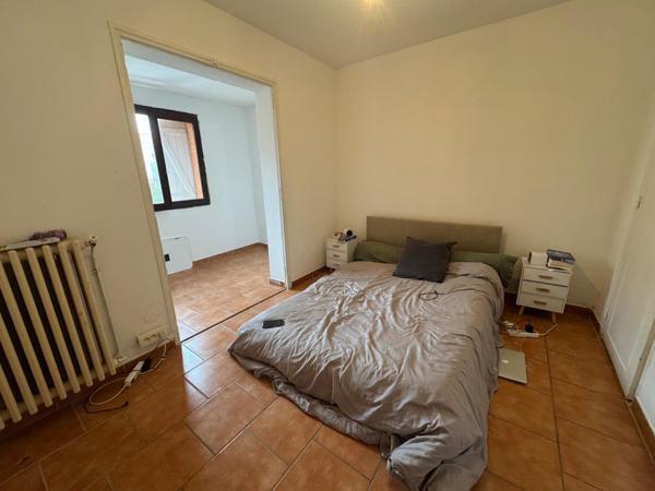 Maison Mitoyenne avec Un Extérieure