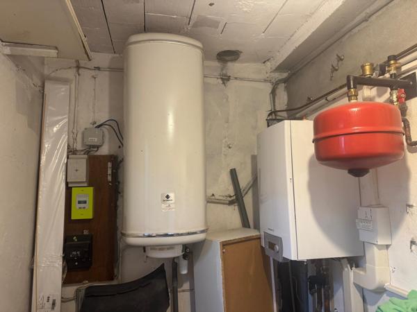 Maison Mitoyenne avec Un Extérieure