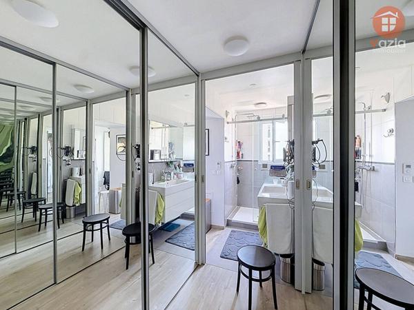 Appartement à vendre - Suresnes 4 pièces de 98.88 m²