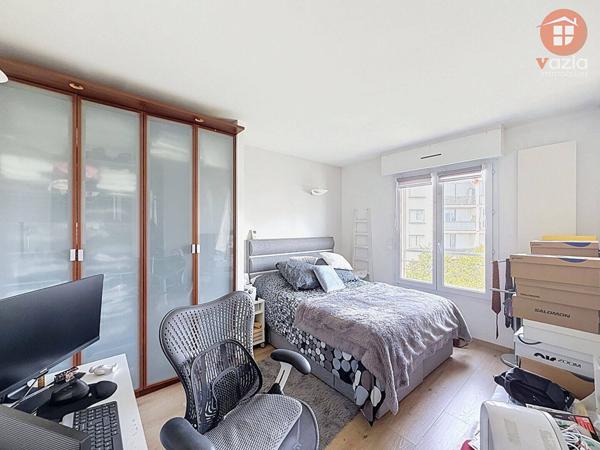 Appartement à vendre - Suresnes 4 pièces de 98.88 m²