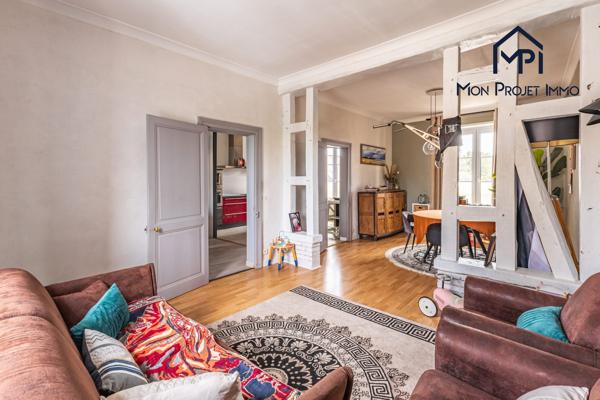 Appartement T5 Place d'Avesnières