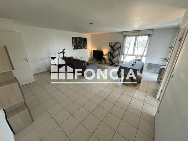 Location Appartement 4 pièces 84.3 m² - 377 AVENUE VICTOR HUGO Valence 26000