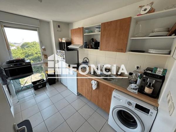 Location Appartement 4 pièces 84.3 m² - 377 AVENUE VICTOR HUGO Valence 26000