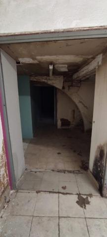 Local Commercial à MILHAUD, 30540 - 4 pièces 77m²