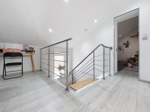 30km du Luxembourg. Maison 100% rénovée.