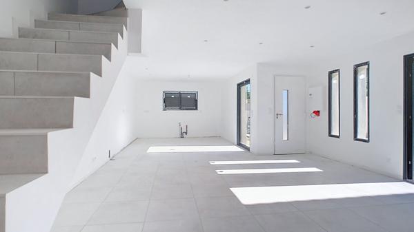 Maison neuve de 98 m² à vendre à Carpentras.