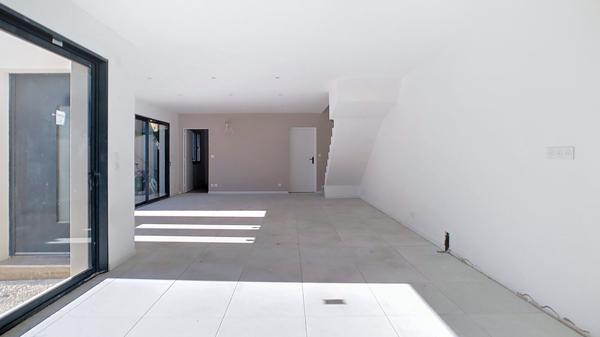 Maison neuve de 98 m² à vendre à Carpentras.