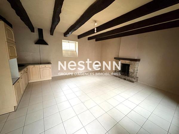 Charmante longère en pierre de 3 pièces à vendre à Questembert