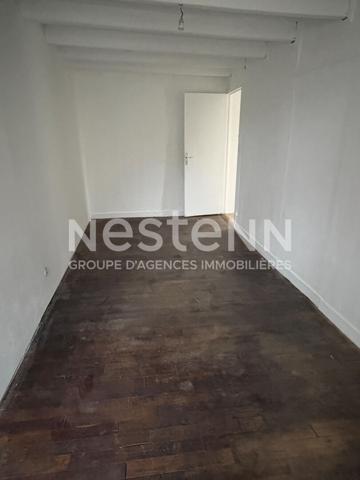 Charmante longère en pierre de 3 pièces à vendre à Questembert