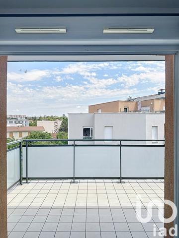 Appartement à vendre 3 pièces 60 m² Décines-Charpieu