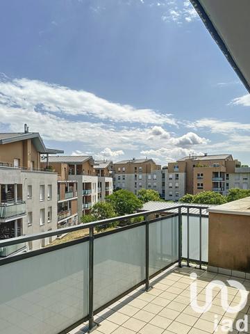 Appartement à vendre 3 pièces 60 m² Décines-Charpieu